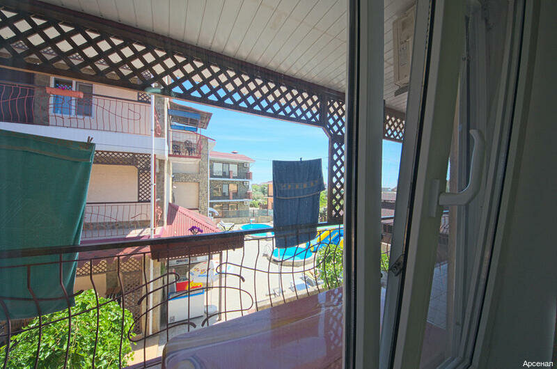 Гостиница Арсенал Евпатория-94