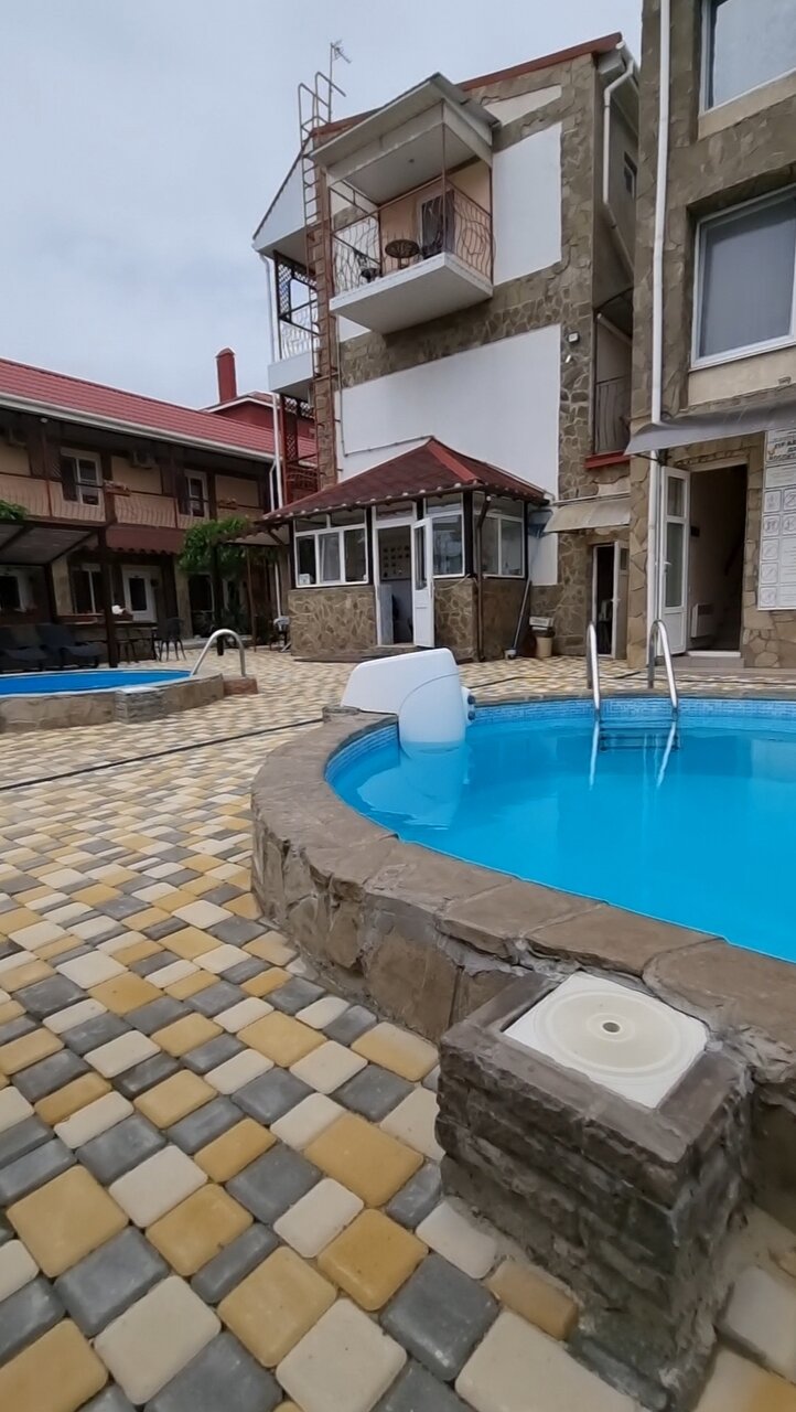 Гостиница Арсенал Евпатория-87