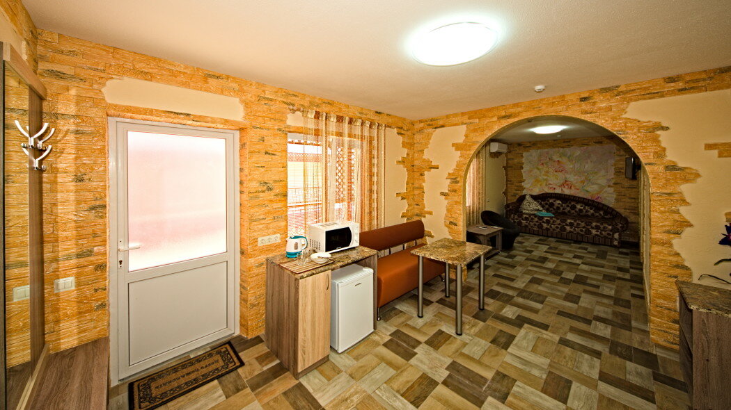 Гостиница Арсенал Евпатория