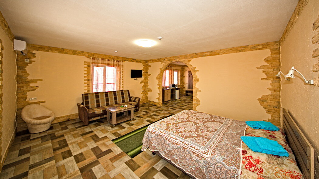 Гостиница Арсенал Евпатория