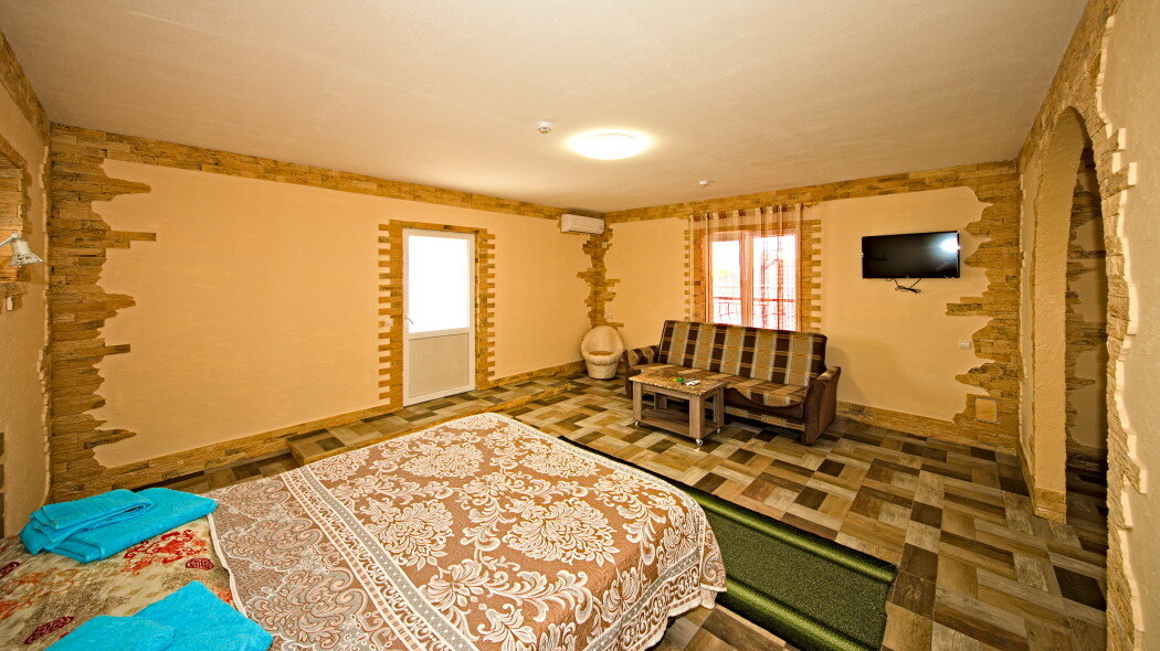 Гостиница Арсенал Евпатория