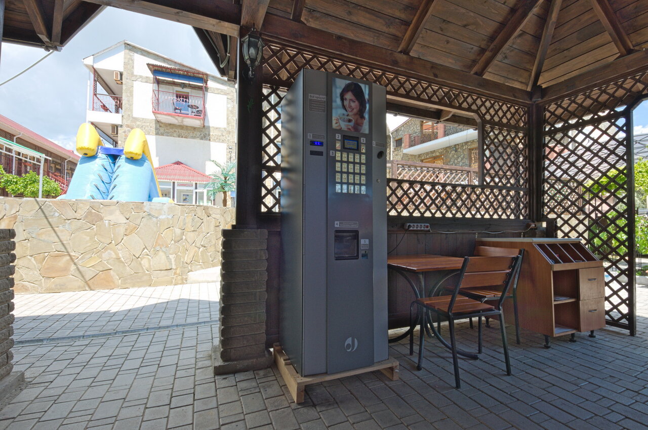 Гостиница Арсенал Евпатория-86