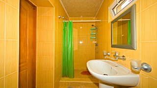 Гостиница Арсенал Евпатория Стандартный двухместный номер с 2 отдельными кроватями-4