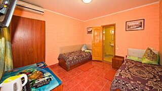 Гостиница Арсенал Евпатория Стандартный двухместный номер с 2 отдельными кроватями-2