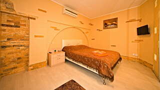 Гостиница Арсенал Евпатория Апартаменты с видом на море-1