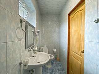 Гостиница Арсенал Евпатория Апартаменты с балконом и кухней-10