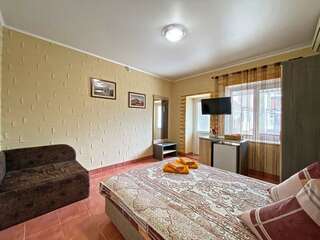 Гостиница Арсенал Евпатория Полулюкс-2