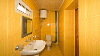 Гостиница Арсенал Евпатория Стандартный двухместный номер с 2 отдельными кроватями-3