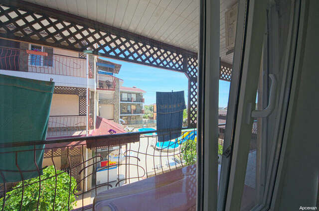 Гостиница Арсенал Евпатория-93